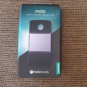 Moto Insta-Share Projector NEW